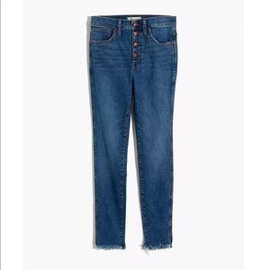 Petite 10" High-Rise Skinny Jeans in Mackey Wash Button-Front Edition-NEW W/TAGS